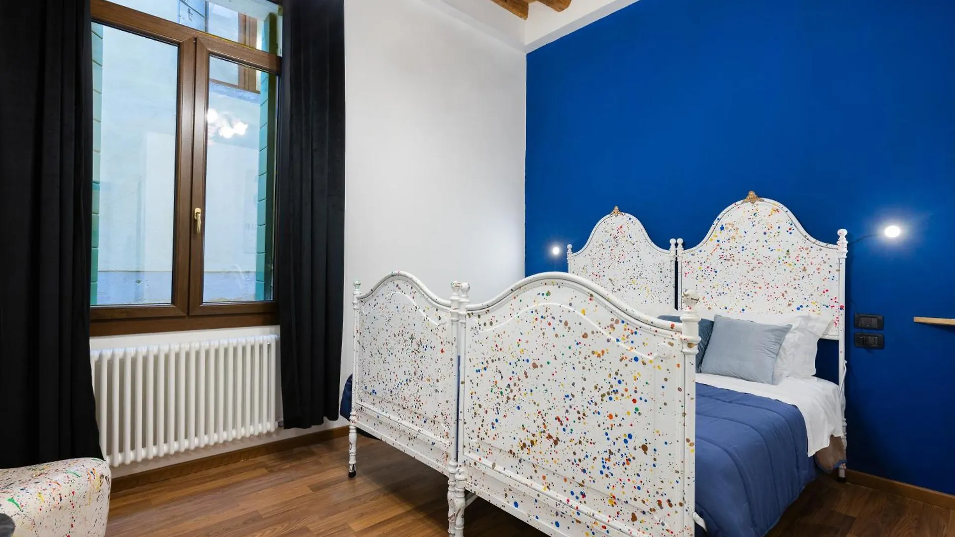 Апартаменты Blue Venetian House